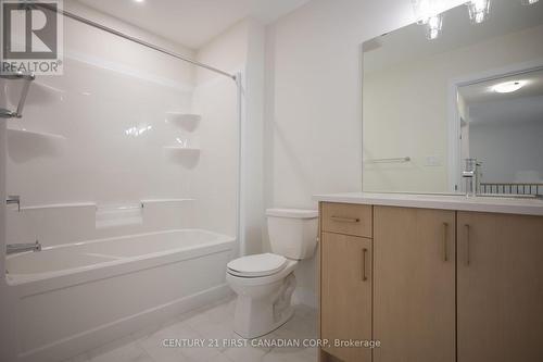 4295 Calhoun Way, London South (South V), ON - Indoor Photo Showing Bathroom