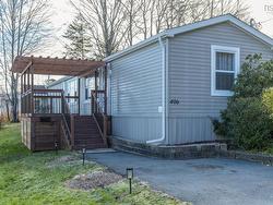 406 Glen Rise Drive  Beaver Bank, NS B4E 1M3