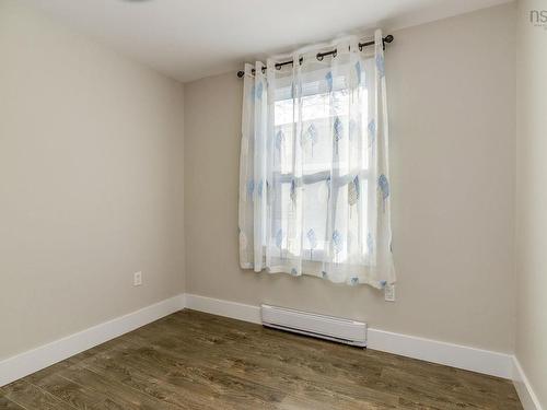 406 Glen Rise Drive, Beaver Bank, NS 