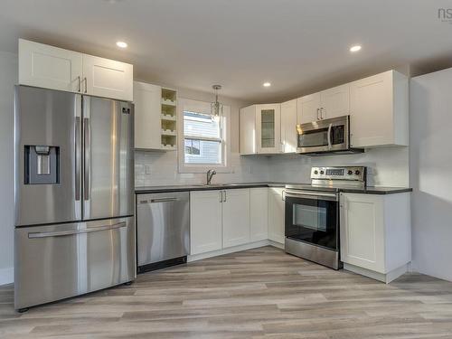 406 Glen Rise Drive, Beaver Bank, NS 