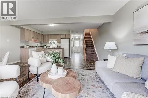 355 FISHER MILLS Road Unit# 27  Cambridge, ON N3C 4N5