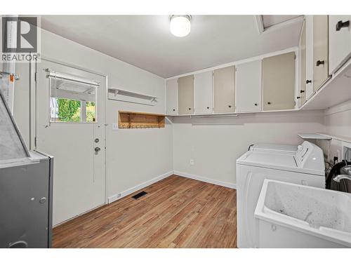 2037 Parker Drive, Merritt, BC - Indoor Photo Showing Laundry Room