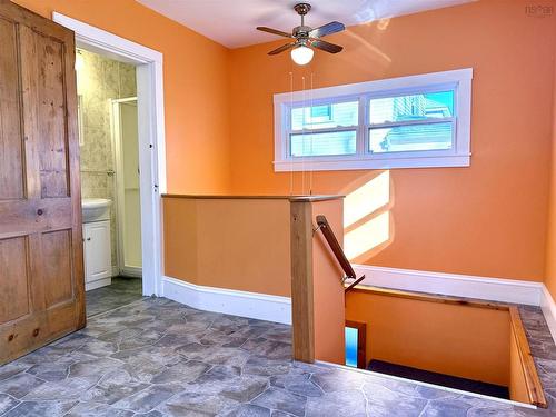 3 Harding Avenue, Amherst, NS 