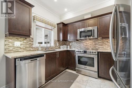 113 Dorina Sarazin Crescent, Clarence-Rockland, ON - Indoor Photo Showing Kitchen With Stainless Steel Kitchen With Upgraded Kitchen