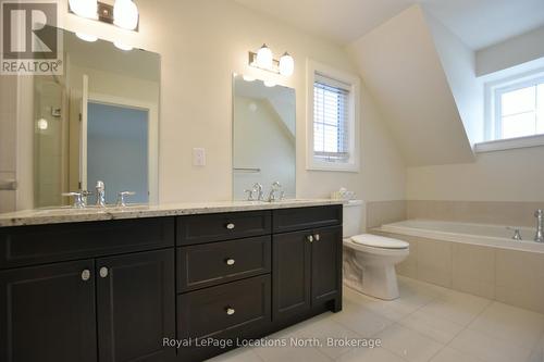 185 Yellow Birch Crescent, Blue Mountains, ON - Indoor Photo Showing Bathroom