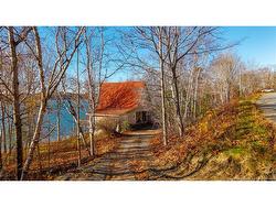 178 Hills Point RD  Oak Bay, NB E3L 3J7