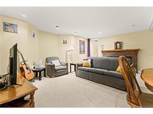 24 Grandview Ave, Moncton, NB 