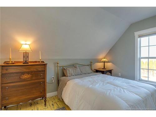 118 Perry Point Rd, Kingston, NB 