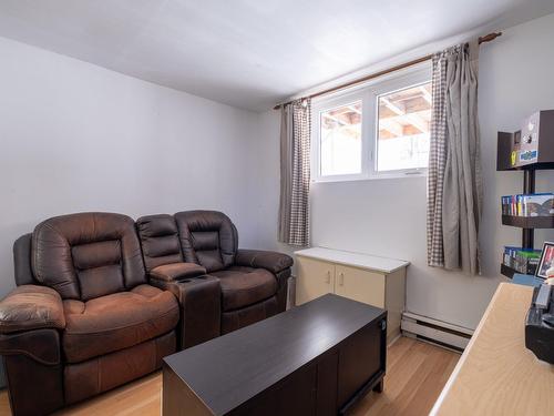 Salon - 351A  - 351D Rue Du Bord-De-L'Eau, Sorel-Tracy, QC - Indoor
