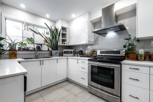 Kitchen - 4734 Rue Lake, Dollard-Des-Ormeaux, QC 