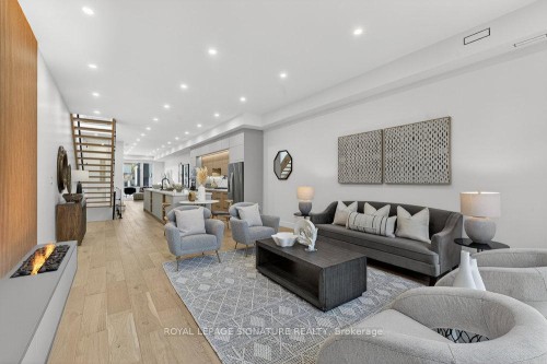 241 Cedarvale Avenue, Toronto, ON - Indoor Photo Showing Living Room
