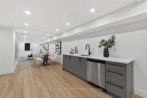 241 Cedarvale Avenue, Toronto, ON - Indoor Photo Showing Other Room