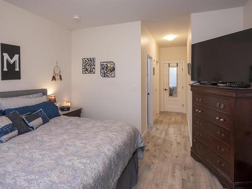 156 Cougar Crescent, Thunder Bay, ON - Indoor Photo Showing Bedroom