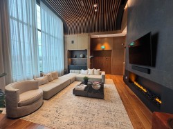 1802-3240 William Coltson Avenue  Oakville, ON L6H 8C8