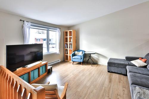 Salon - 392 Rue Rocheleau, Québec (Beauport), QC - Indoor Photo Showing Living Room