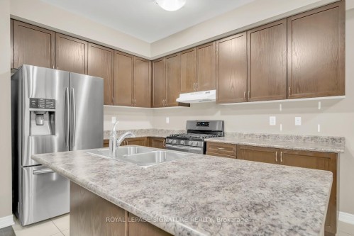 81 Vezna Crescent, Brampton, ON 