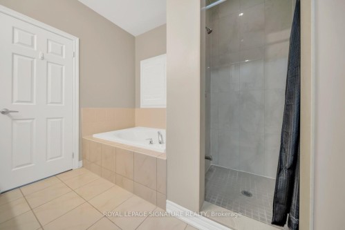 81 Vezna Crescent, Brampton, ON 