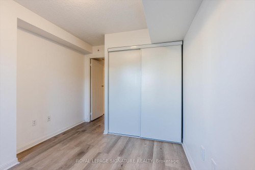 12-4620 Guildwood Way, Mississauga, ON - Indoor Photo Showing Other Room