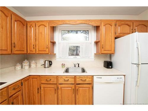 48 Coronation Dr, Moncton, NB 