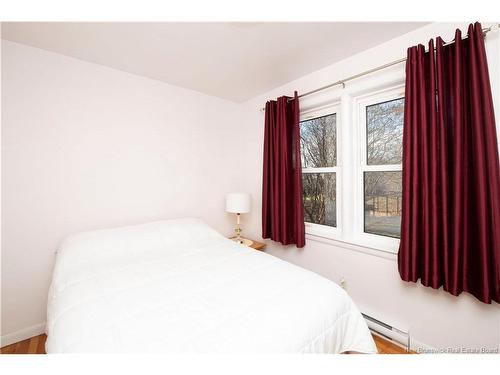 48 Coronation Dr, Moncton, NB 