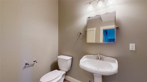 1631 Mt. Pyramid Crescent, Cranbrook, BC - Indoor Photo Showing Bathroom