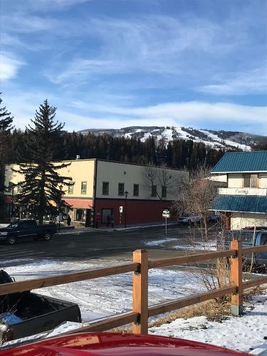 145 Deer Park Avenue, Kimberley, BC 