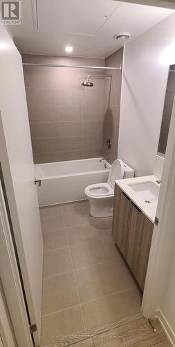 319 - 55 Mercer Street, Toronto, ON - Indoor Photo Showing Bathroom