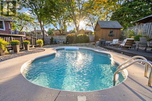 123 Guthrie Crescent, Whitby, ON - Outdoor With In Ground Pool With Deck Patio Veranda With Backyard