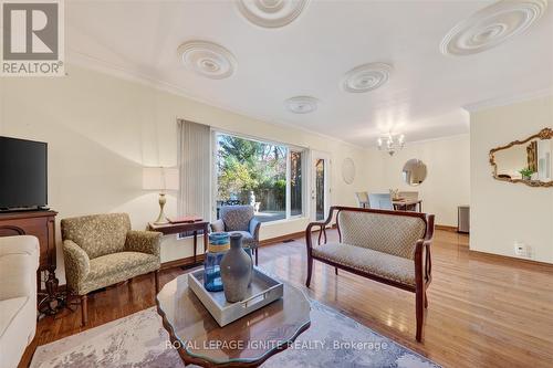 187 Birkdale Road, Toronto, ON - Indoor Photo Showing Living Room