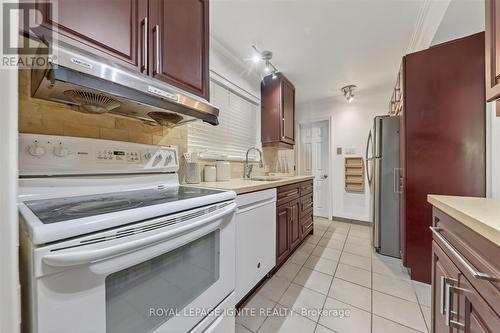 187 Birkdale Road, Toronto, ON - Indoor Photo Showing Kitchen