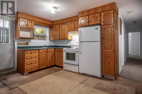 104 Frecker Drive, St. John'S, NL - Indoor Photo Showing Kitchen