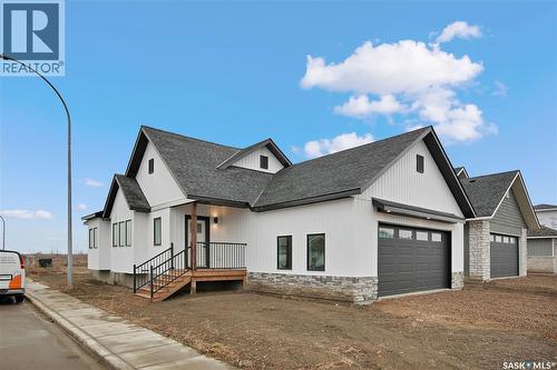 101 Emma CRESCENT  Martensville, SK S0K 2T1