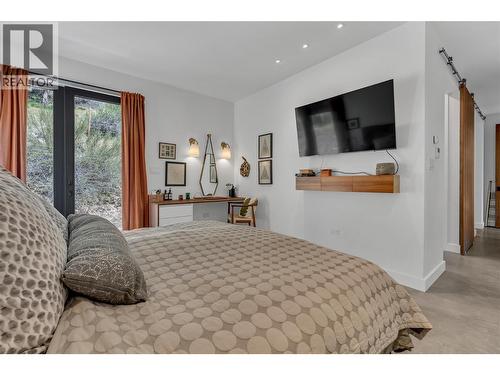 503 Wilson Mountain Road, Oliver, BC - Indoor Photo Showing Bedroom