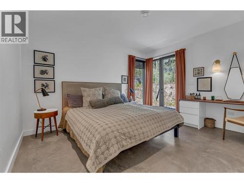 503 Wilson Mountain Road, Oliver, BC - Indoor Photo Showing Bedroom