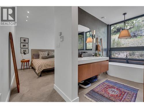 503 Wilson Mountain Road, Oliver, BC - Indoor