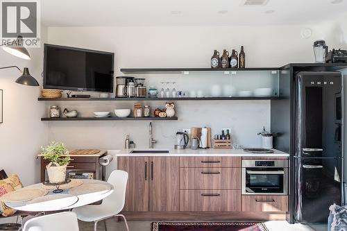 503 Wilson Mountain Road, Oliver, BC - Indoor Photo Showing Dining Room