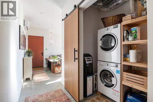 503 Wilson Mountain Road, Oliver, BC - Indoor Photo Showing Laundry Room