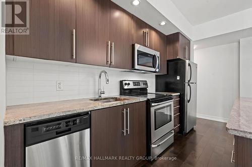 406 - 238 Besserer Street, Ottawa, ON - Indoor Photo Showing Kitchen With Stainless Steel Kitchen