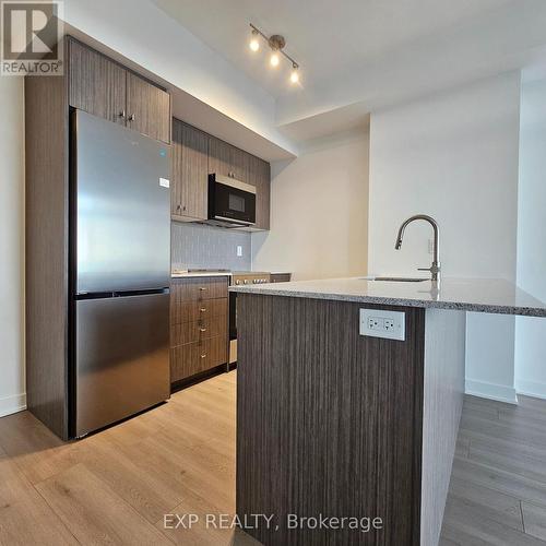 2702 - 25 Wellington Street S, Kitchener, ON - Indoor Photo Showing Kitchen With Stainless Steel Kitchen