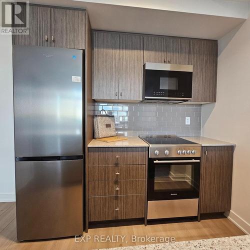 2702 - 25 Wellington Street S, Kitchener, ON - Indoor Photo Showing Kitchen With Stainless Steel Kitchen