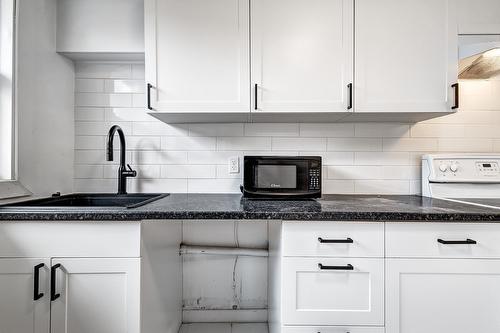 Cuisine - 991 Av. Rockland, Montréal (Outremont), QC - Indoor Photo Showing Kitchen