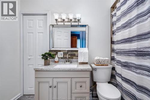 1892 Road 3 East, Kingsville, ON - Indoor Photo Showing Bathroom