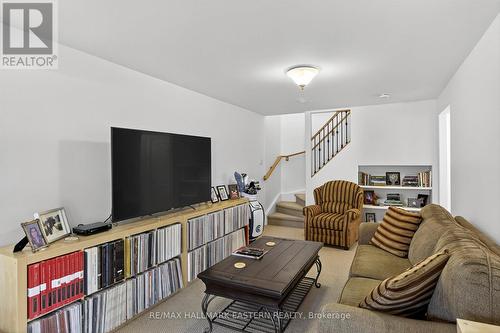 #1 - 929 Wentworth Street, Peterborough (Otonabee Ward 1), ON - Indoor