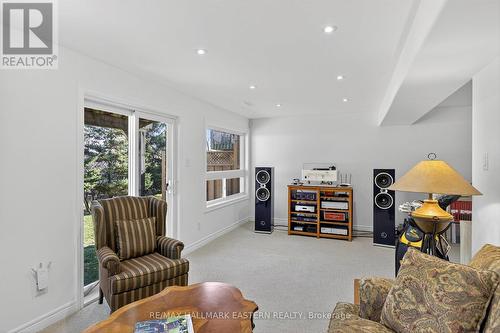 #1 - 929 Wentworth Street, Peterborough (Otonabee Ward 1), ON - Indoor