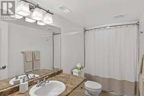 #1 - 929 Wentworth Street, Peterborough (Otonabee Ward 1), ON - Indoor Photo Showing Bathroom