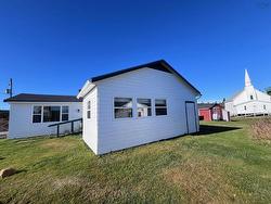 28 Sangster Road  New Harbour, NS B0H 1T0