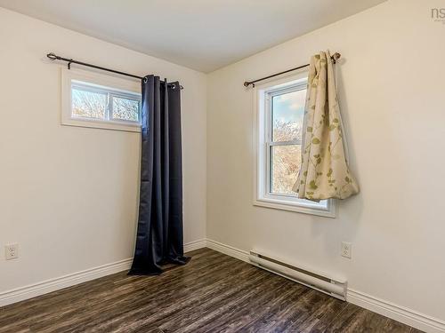 18 School Street, Hantsport, NS 