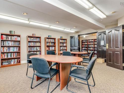 311 2 Lake Drive, Bedford, NS 