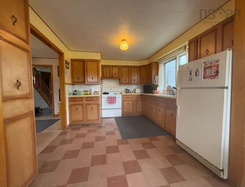 116 Trunk 6 Highway, Amherst, NS 