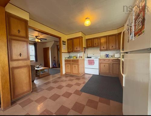 116 Trunk 6 Highway, Amherst, NS 